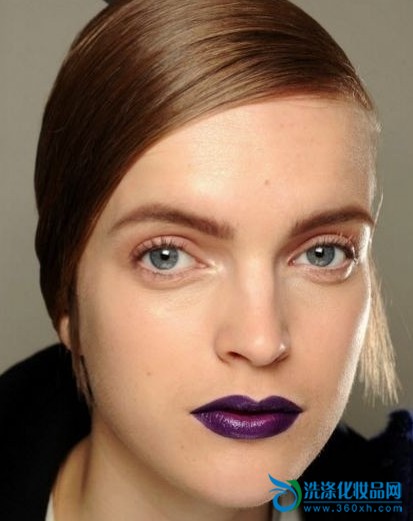 2011 autumn and winter fashion week ghost makeup