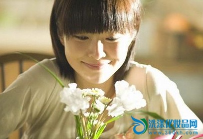 "The Butterfly on the Shoulder" is the heroine