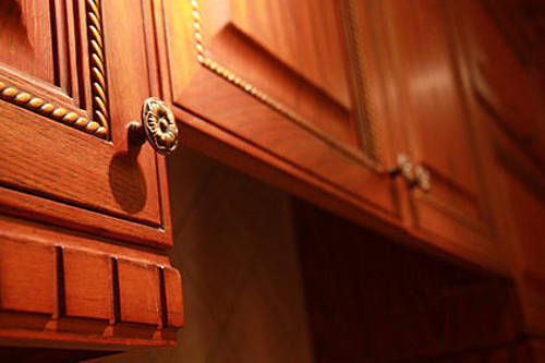 Solid wood cabinets have great appreciation potential and are favored by consumers