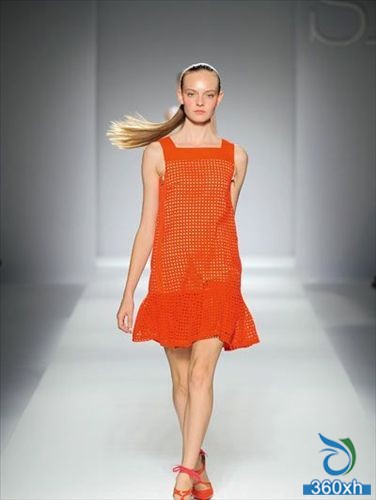 Perfect experience "orange" is an urgent makeup