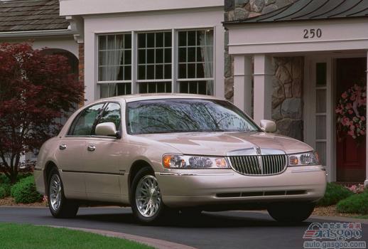 US Media Selection Most Popular with Older Users Lincoln Buick