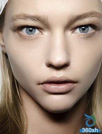 Cashmere-like soft makeup back to the creamy and tender