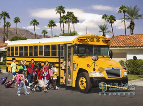 Excellent safety performance Blue Bird Vision? School bus equipped with Allison automatic transmission