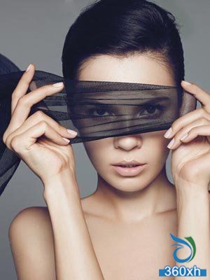 What are the causes of dark circles?