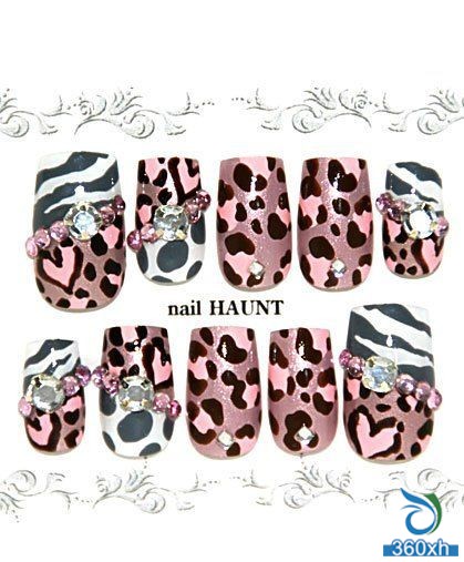 The perfect blend of leopard and zebra.