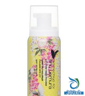 And wind flower series foam isolated makeup liquid