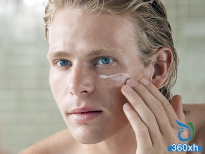 Man 40: Anti-wrinkle repair