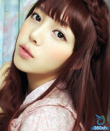 Korean style pear makeup is very attractive