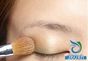 Mastering six make-up steps - single eyelids can also be fully powered