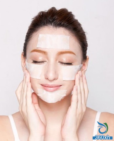 Autumn and winter skin care without troubles four steps to restore the tender muscles