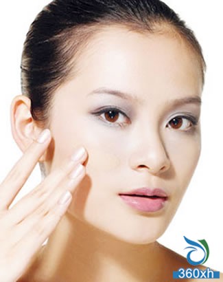 Incorrect skin care makes pores thicker. People share 8 ways to shrink pores.