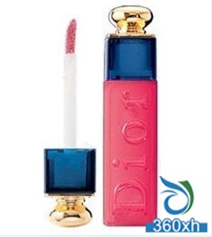 3 glamorous Dior lip glosses can't get rid of the temptation