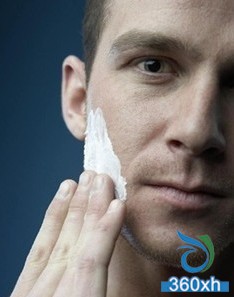 Men's winter acne skin care Raspberry polyphenol acne is the first choice