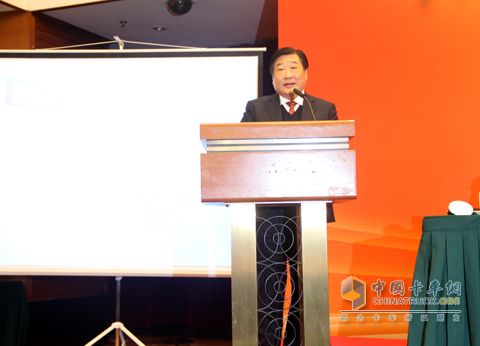 Chairman of Shandong Heavy Industry Group Co., Ltd. and Chairman of Weichai Power Co., Ltd. Tan Xuguang