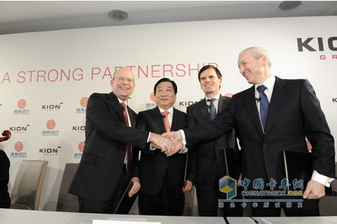 Weichai Power and German KION Delivery Ceremony