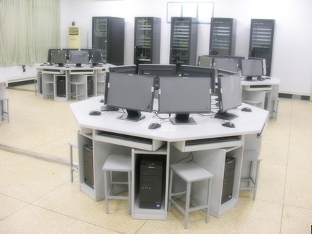 The laboratory of Zhoukou Normal University, which has been focusing on information technology for many years