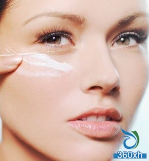 Avoid Eye Care Mistakes Correct use of eye cream