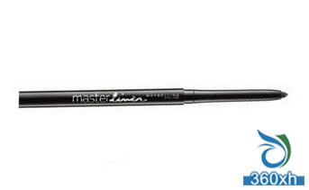The first step of the New Year's lucky start 5 eyeliner recommended