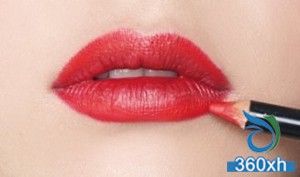 How to create vintage rich red lips