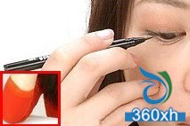 Teach you to draw the correct way of eyeliner