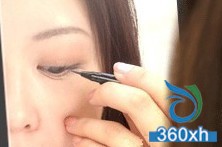 Teach you to draw the correct way of eyeliner