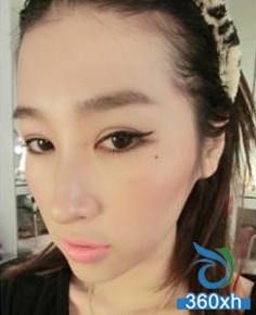 Korean retro makeup makes you become a fashion royal sister