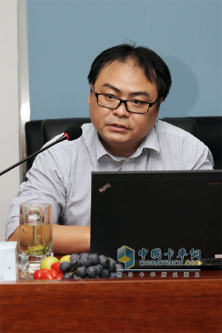 Wu Meitao, General Manager of Sichuan Meifeng Jialan