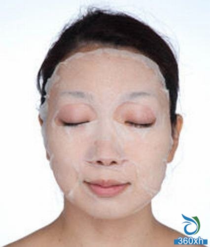 Shower cap can also be used for beauty skin care