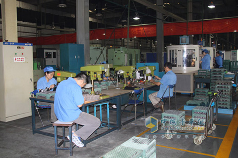 Weifu Jinning clean production workshop