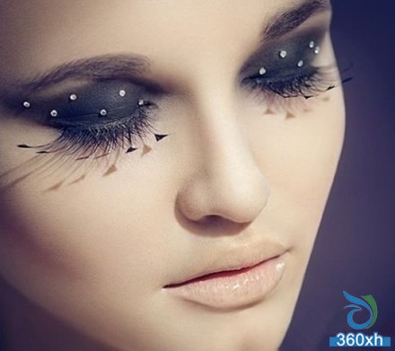 8 long eyelashes to create long eyelashes