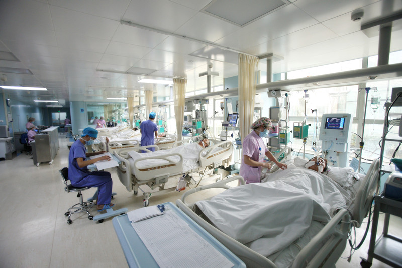 Science: What medical facilities do I need in an ICU?