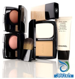 CHANEL moisturizing light makeup before the milk is fully listed