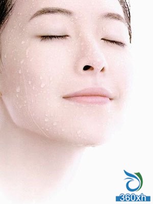 Anti-allergic skin care in winter, restores skin's suppleness and whiteness