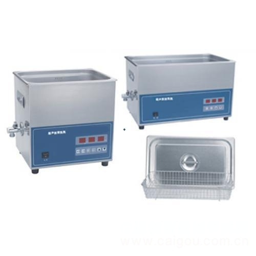 Ultrasonic cleaner has high working efficiency and low noise
