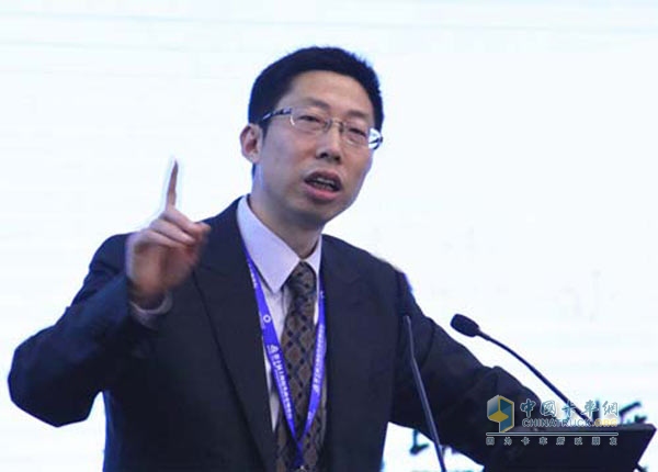 Zhang Qianyou, General Manager of Double Money Group Co., Ltd.