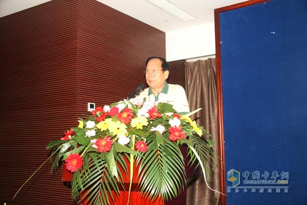 Zhu Yuncheng, Chairman and General Manager of Sunny Group, speaks at the scene