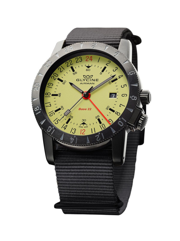 Glycine launches the new Base 22 Mystery "Luminous" watch