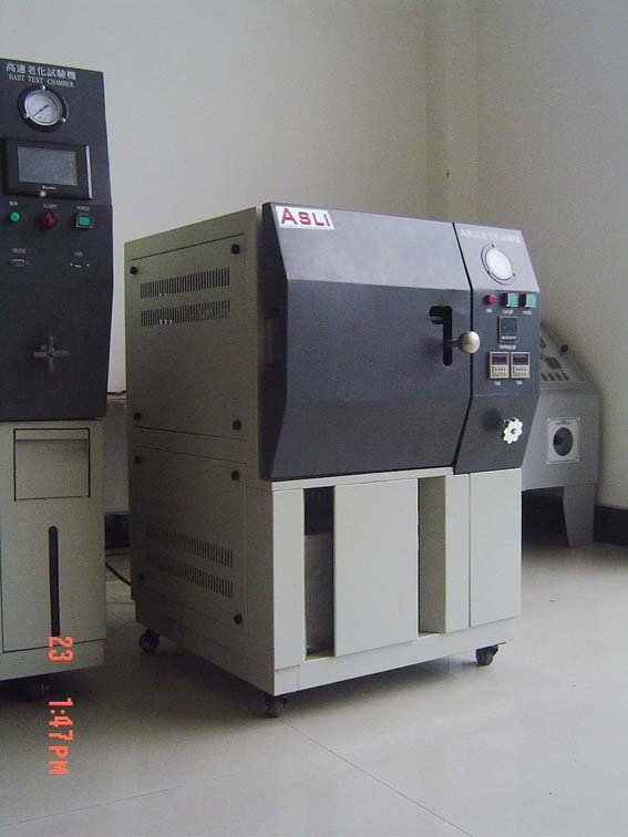 HAST high pressure accelerated aging test machine.jpg