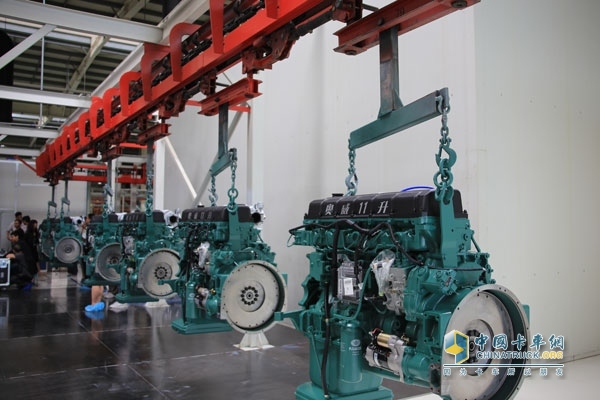 Aowei 11 litre diesel engine helps liberate Aowei Truck