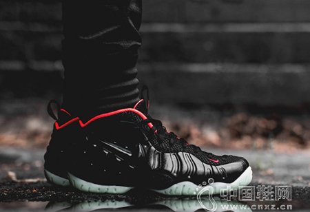 ã€€Nike Foamposite Pro "Yeezy"ä½Žè°ƒå¥¢åŽDeå®Œç¾Žç»“åˆ