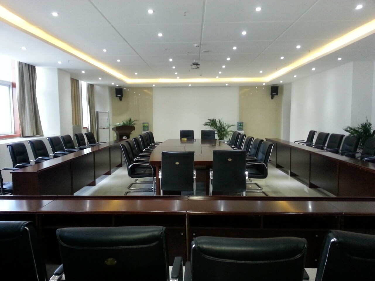 Sichuan Information College Conference Room