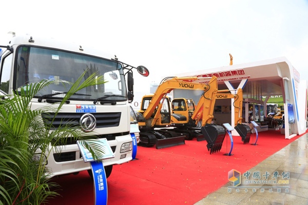 Dongfeng Commercial Vehicle with Yuchai Engine