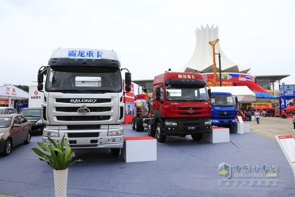 Dongfeng Liuzhouba Longhe heavy truck