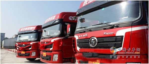 Heavy trucks equipped with Xi'an Cummins Engine