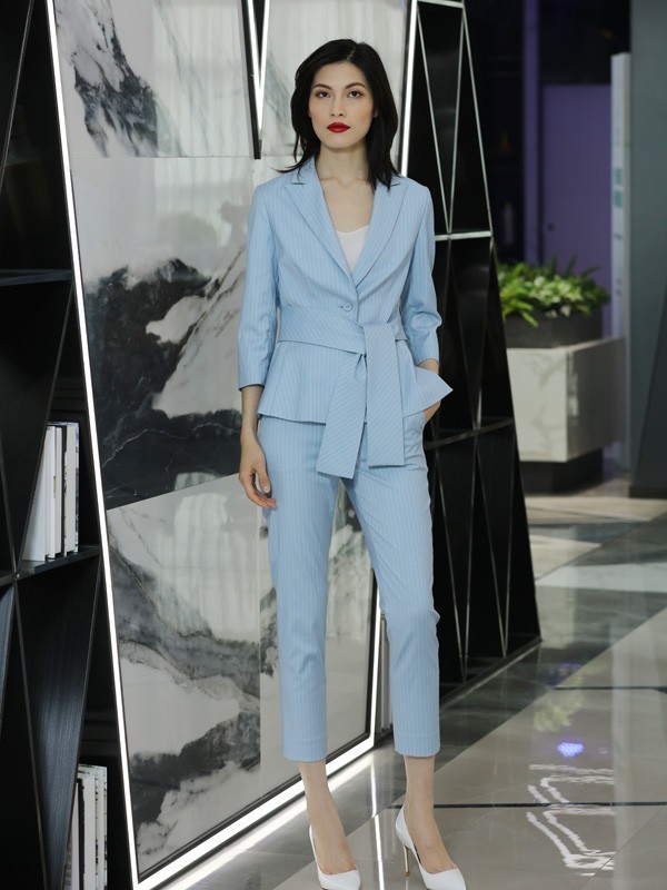 æ°”è´¨å¥³äººç©¿æ­æœ‰å“ªäº›ï¼ŸèŒåœºå¥³æ€§çš„ç©¿æ­æœ‰å“ªäº›ï¼Ÿ