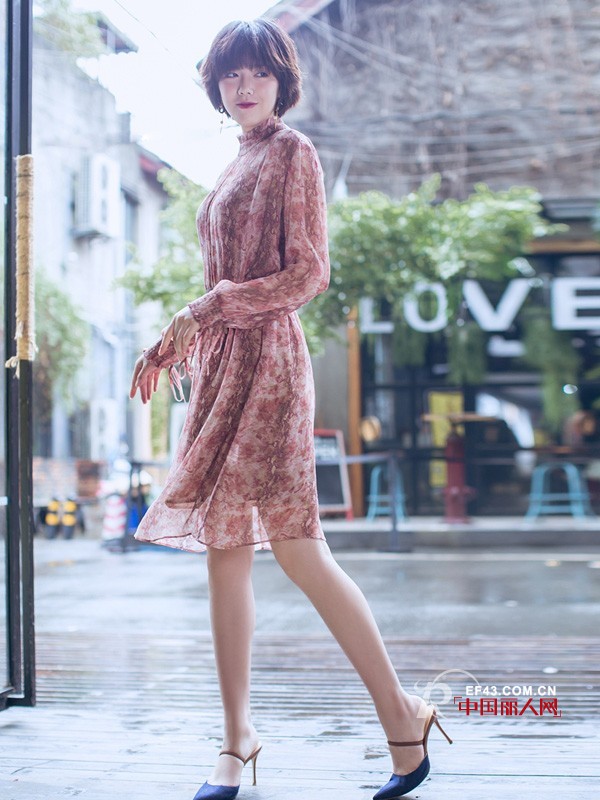 çŸ­å‘å¥³ç”Ÿç©¿ä»€ä¹ˆè£™å­å¥½çœ‹ çŸ­å‘é…ä»€ä¹ˆè¡£æœå¥½çœ‹