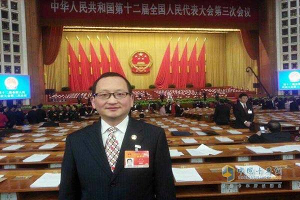 Fast's National People's Congress Cao Jing