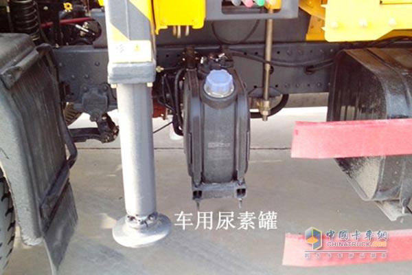 Urea tank for truck trucks