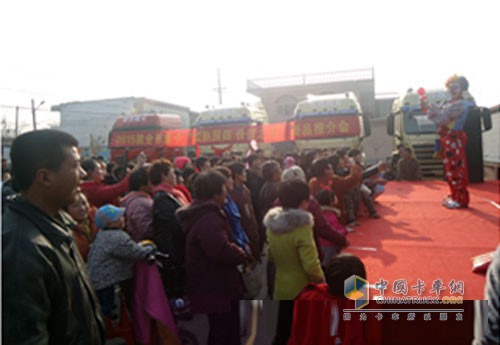 Weichai â€œLan Qing IV Generationâ€ helped the new M3000 detonate Xingtai Heavy Truck Village