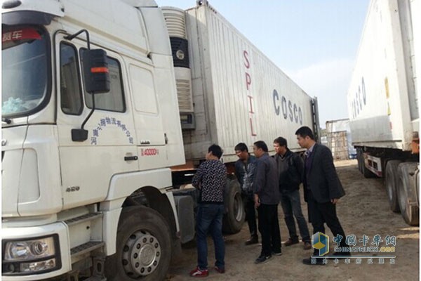 Shaanxi Automobile Cummins visits customers in the spring